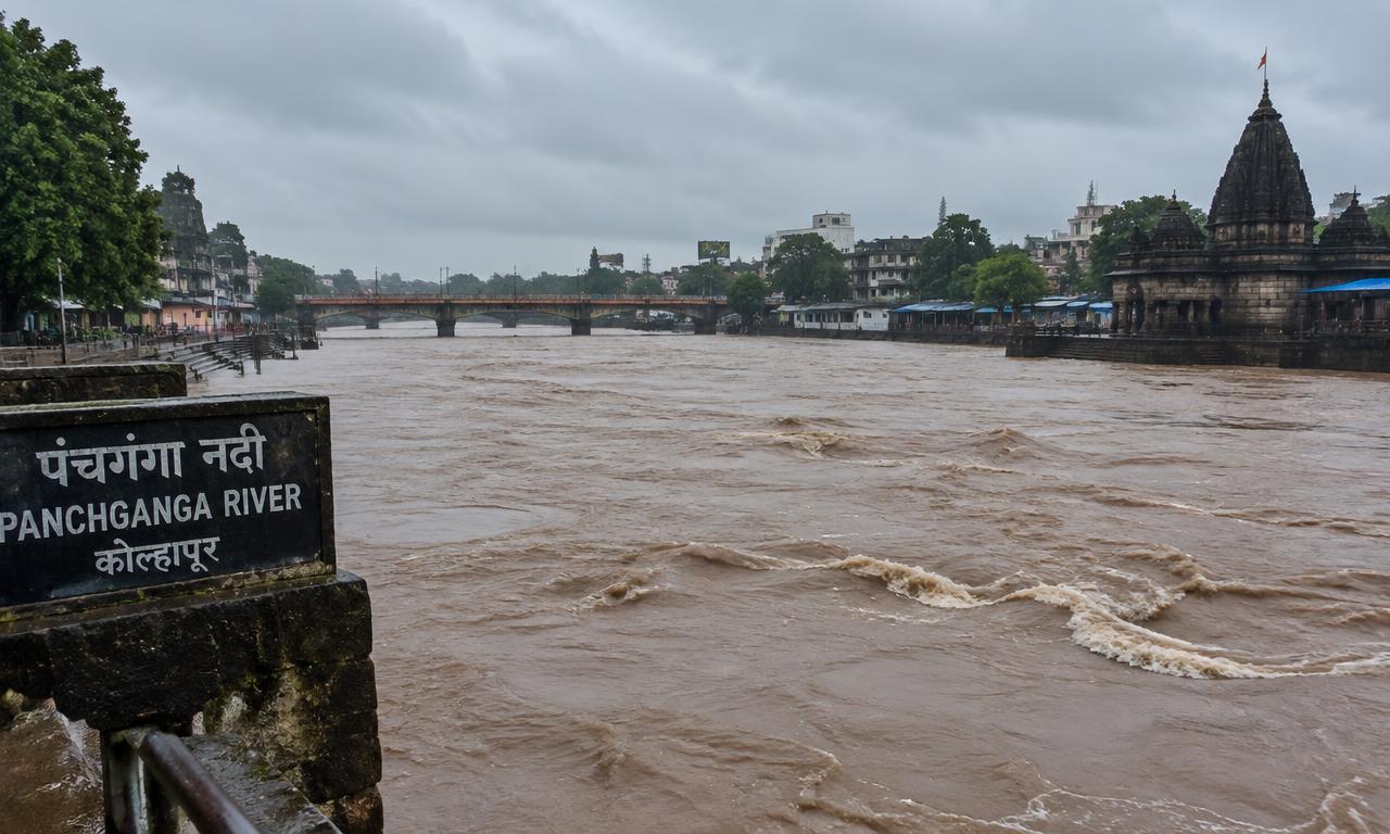 पंचगंगा नदीच्या पाणीपातळीत वाढ; कोल्हापूर प्रशासन सतर्क